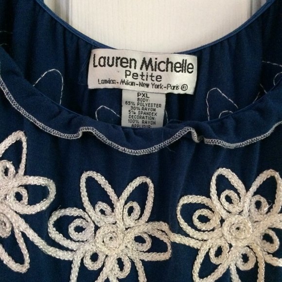 Blue floral embroidery peasant top XL - Picture 7 of 8